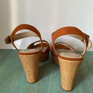 Chinese Laundry Bianca Platform Sandals 